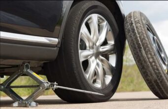 Cum să schimbi singur roata mașinii? – simplu și rapid cum-sa-schimbi-roata-masinii