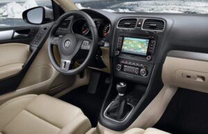 Martori de Bord VW Golf 6 – Semnificații și Recomandări martori-bord-vw-golf-6