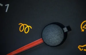 Ce Înseamnă Când se Aprinde Martorul Bujii Incandescente sau „Spirala” martor-bujii-incandescente