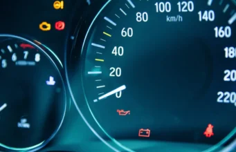 Ce Probleme Semnifică Martorul Presiune Ulei? martor-presiune-ulei